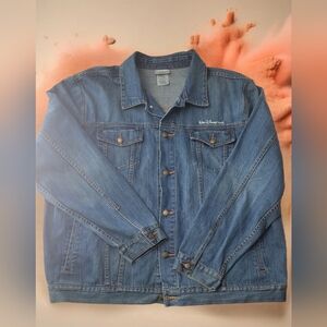Walt Disney World Denim Jacket With vtg Micky in the back XXXL